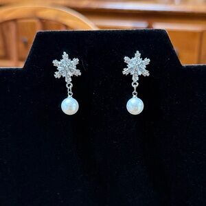 Silver Tone & Faux Pearl Snowflake Earrings Dangle Drop New